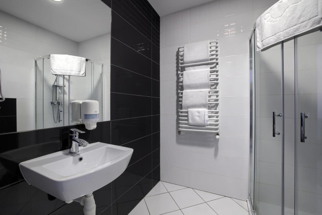 Nova Stodola Hotel Klomnice Exterior photo