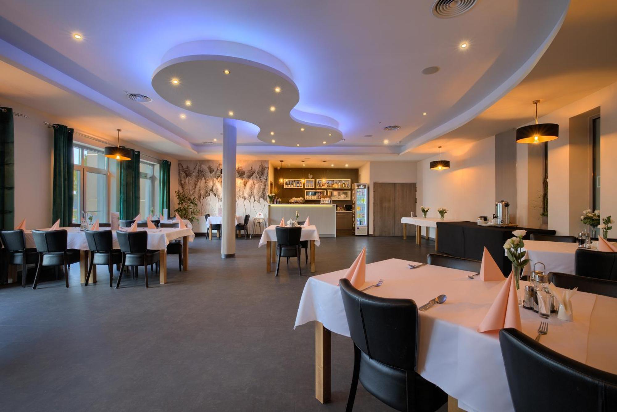 Nova Stodola Hotel Klomnice Exterior photo