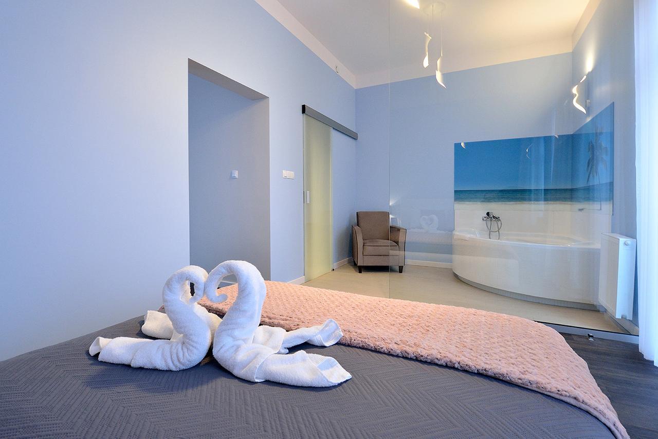 Nova Stodola Hotel Klomnice Exterior photo